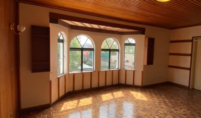 Elegant 4 Bedrooms Townhouse with Dsq in Westlands  2