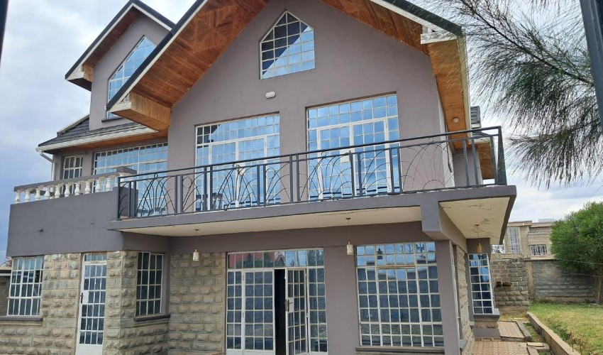 Stunning 5-Bedroom House for Sale in Kitengela â€“ Ksh 24M 0